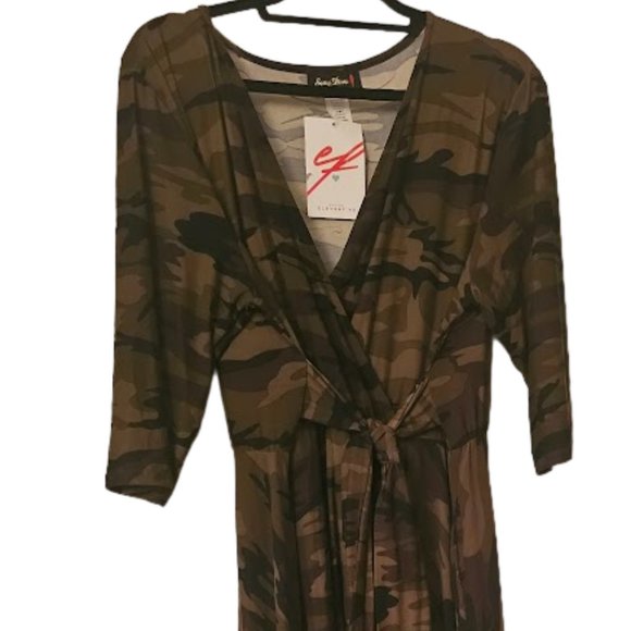 NWT | Fabulous | HTF | Hi/Lo Camo | V-Neck Maxi | Elasticized waist | Size: 3XL - Picture 5 of 15